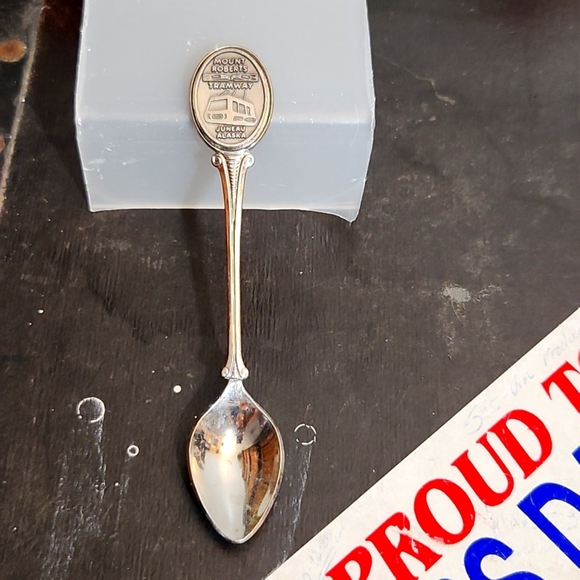 Single Mount Robert Tramway Juneau Alaska Colletors Spoon Souvenir - Picture 1 of 7
